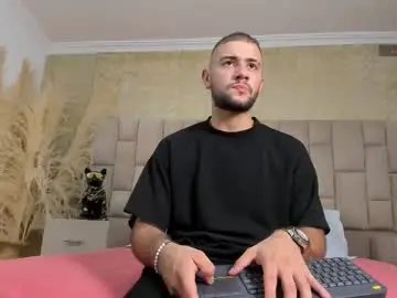 Chaturbate Live Porn of maximusdick1_