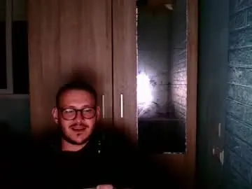 Chaturbate Live Sex Cam of younromki