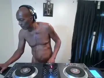 Chaturbate Free Porn Cam of black_panther8686