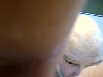 Chaturbate Sex Chat of helloforfun111