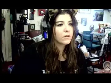 Chaturbate Nude Webcam of missmonatoyou