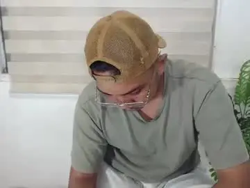 Chaturbate Free Live Porn of misterhotstuffx