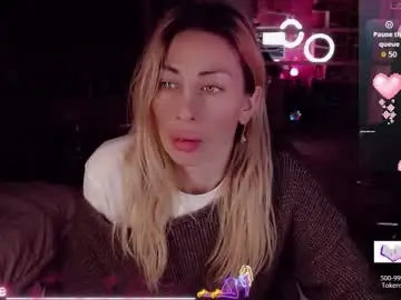 Chaturbate Live Sex of nicole_g0ld_