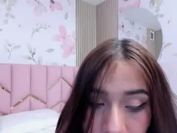 Chaturbate Watch Live Sex Cams of sarasweet18_