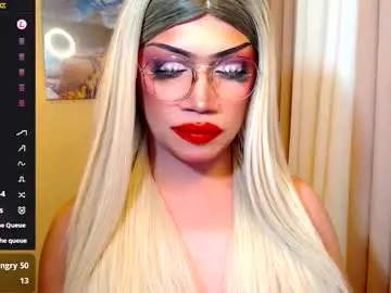 Chaturbate Live Sex Cam of ur_new_fantasy