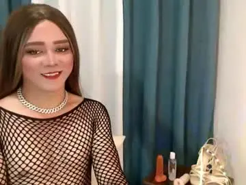 Chaturbate Live Sex Cam of urqueen_cassandra