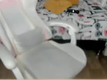 Chaturbate Free Live Porn of mishka__