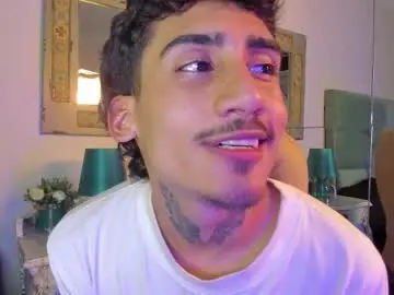 Chaturbate Adult Video Chat of mr_strike