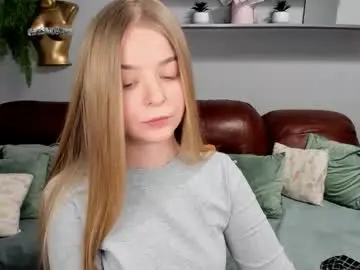 Chaturbate Live Sex Cam of sirenabloom