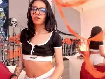 eviegothel_ from chaturbate