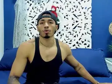 Chaturbate Watch Live Sex Cams of ares_stone