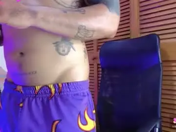 Chaturbate Best live sex cam show of dylanstonne1