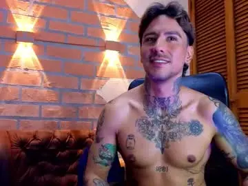 Chaturbate Free Porn Cam of dylanstonne1