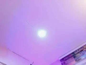 emma_petite4u from chaturbate