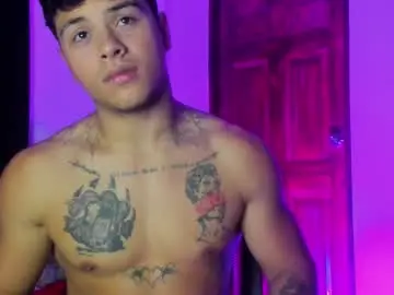 Chaturbate Adult Webcam of noah_223