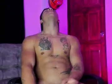 Chaturbate Adult Video Chat of noah_223