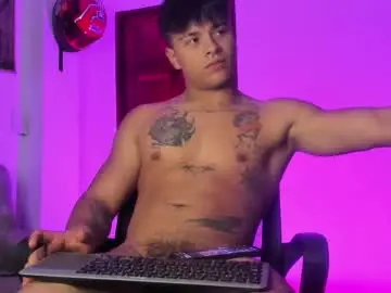 Chaturbate Free Porn Cam of noah_223