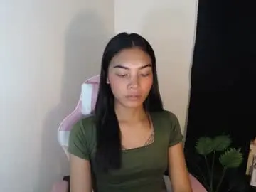 sweet_trishaxx from chaturbate