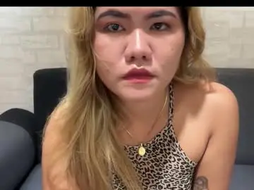 Chaturbate Nude Webcam of urasianblairexxx