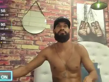 Chaturbate Nude Webcam of damian_shakur