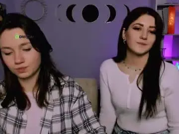 Chaturbate Adult Video Chat of helli_belli