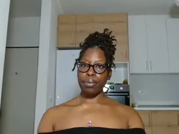 madamindigo from chaturbate