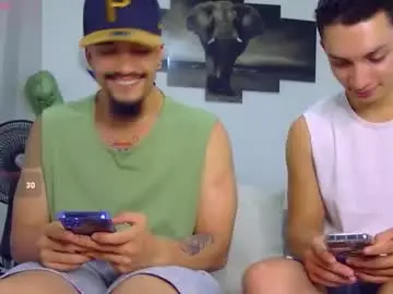 Chaturbate Free Live Porn of keivid_2303