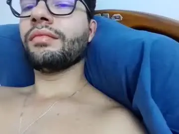 Chaturbate Best live sex cam show of midoumas1