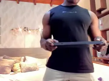 Chaturbate Live Sex of rogger_physique