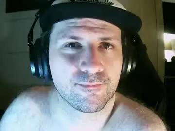 Chaturbate Live Sex Cam of swizza7