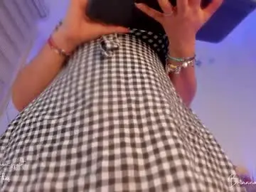 Chaturbate Free Porn Cam of briannasquirter_