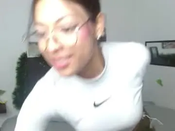 Chaturbate Watch Live Sex Cams of vannesweet_