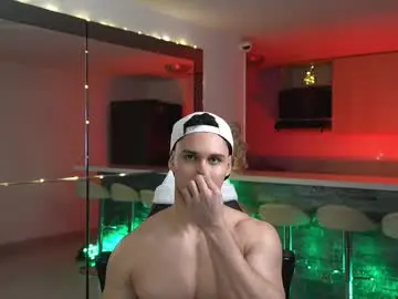 Chaturbate Live Sex Cam of alan_vidal