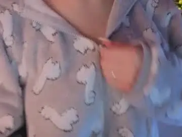 Chaturbate Adult Video Chat of dyna_bae