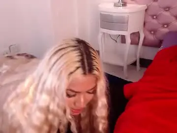 Chaturbate Sex Cam of ivonnybon