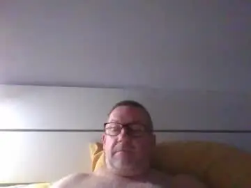 Chaturbate Free Porn Cam of middleton2021