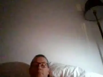 Chaturbate Adult Video Chat of middleton2021