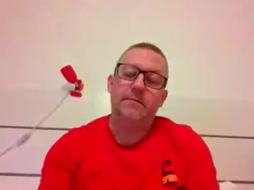 Chaturbate Live Sex Cam of middleton2021