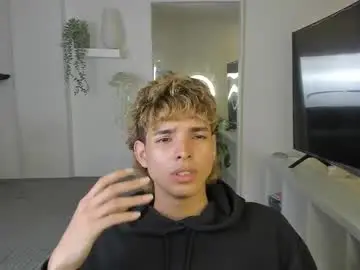 Chaturbate Adult Video Chat of santy_kitty