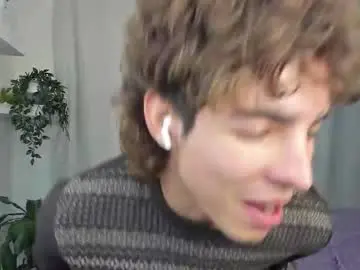 Chaturbate Live Sex Cam of santy_kitty