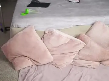 Chaturbate Adult Video Chat of aprilhadid