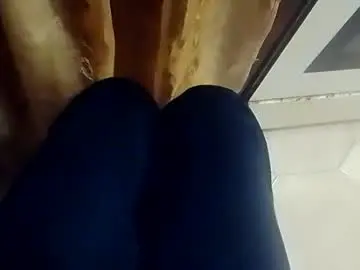 Chaturbate Live Sex Cam of dthedog12