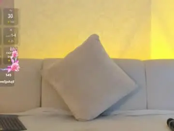 Chaturbate Sex Cam of emi_roberts