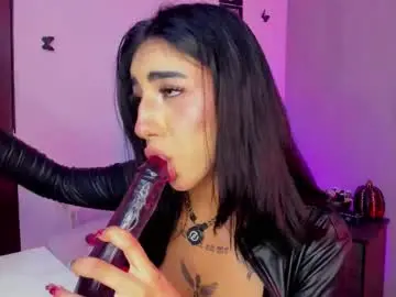 Chaturbate Best live sex cam show of kendra_miller07_