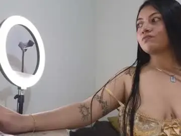 Chaturbate Adult Video Chat of pau_cute19