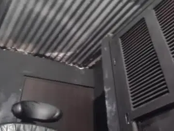 Chaturbate Sex Chat of skinny_luar