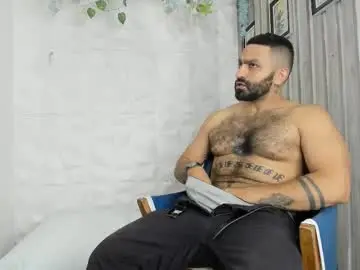 Chaturbate Sex Cam of leonidaskaiser