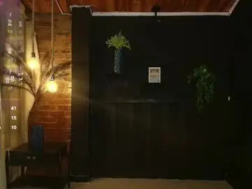 Chaturbate Free Porn Cam of sahra_tayl0r_