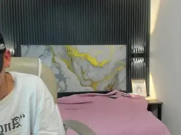 Chaturbate Live Sex of meliodas18_
