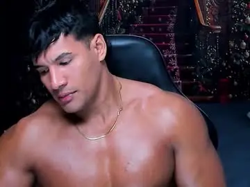 Chaturbate Live Sex Cam of oliver_tommy